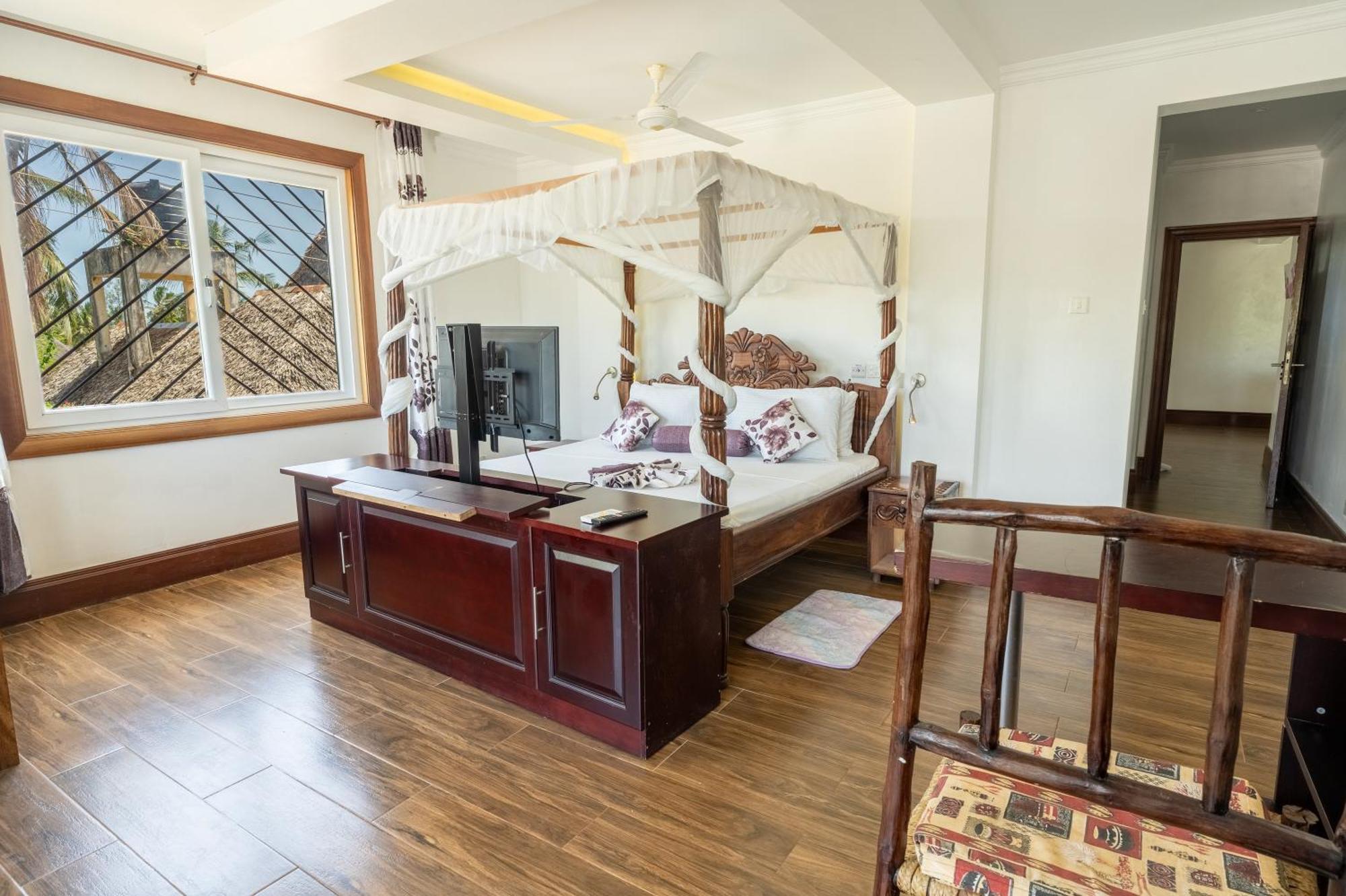 Queens Chateau Boutique Villa Diani Beach Eksteriør bilde